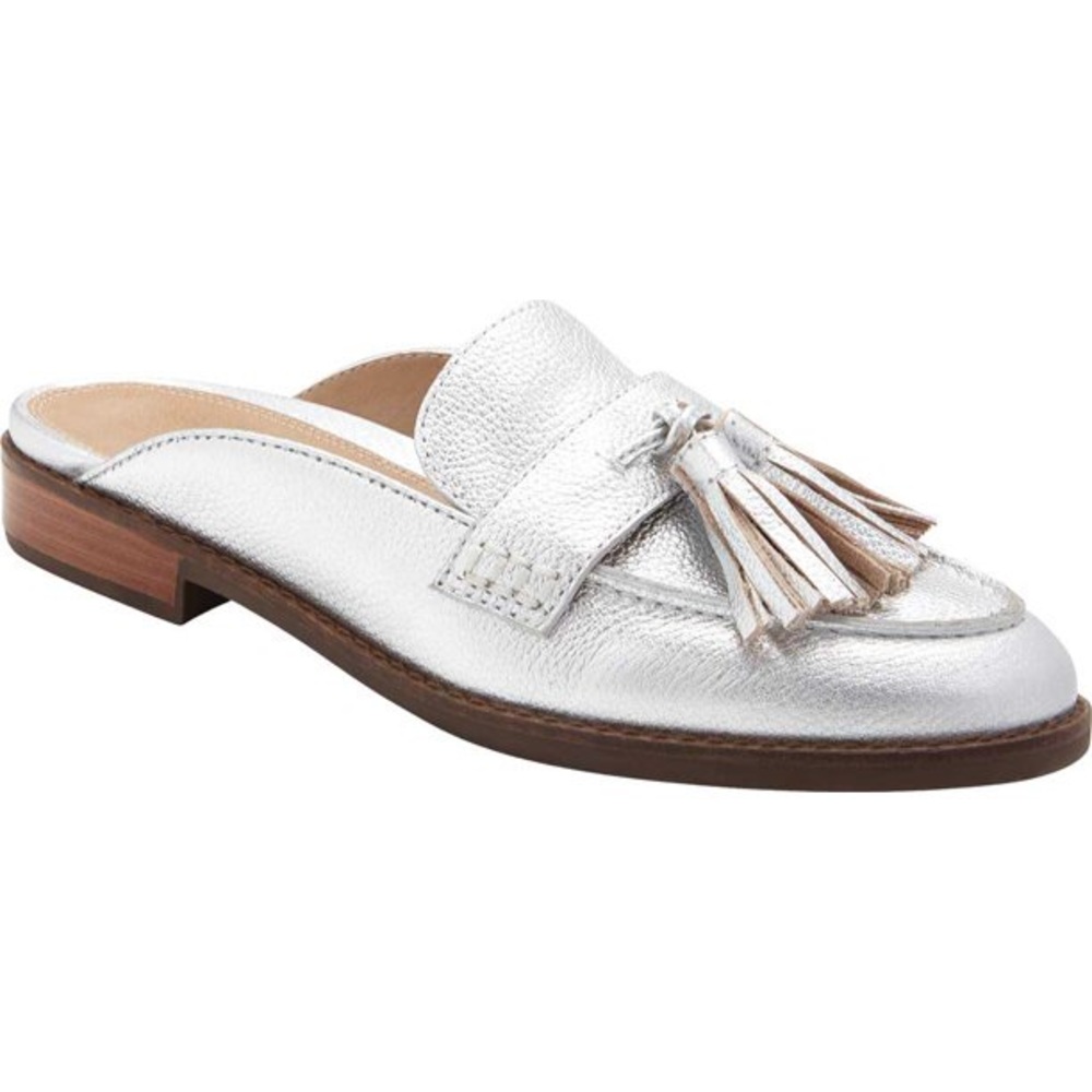 Vionic Reagan Silver Tassle Mules Size 9